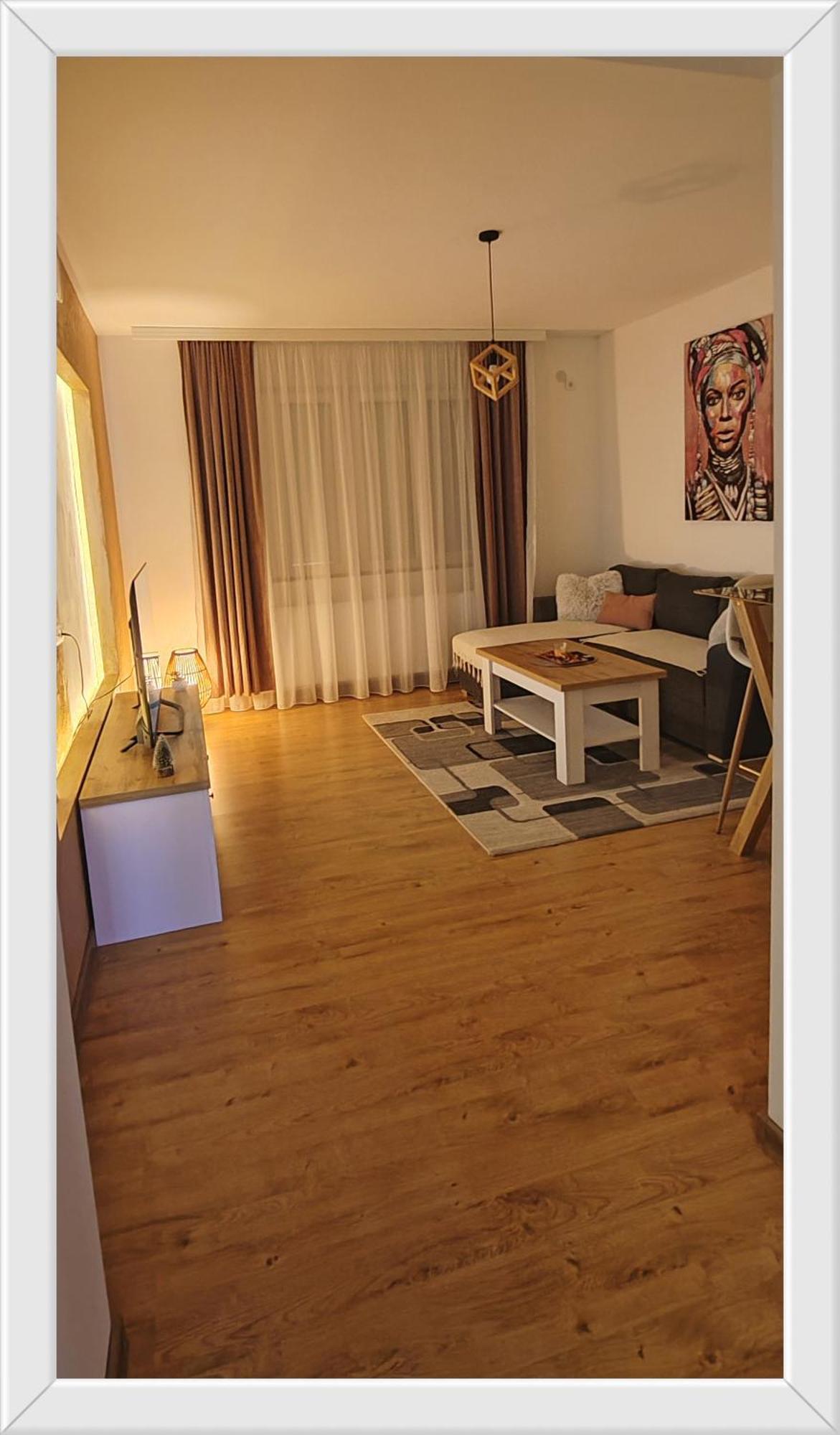 Golden Royal Apartment Kragujevac Luaran gambar